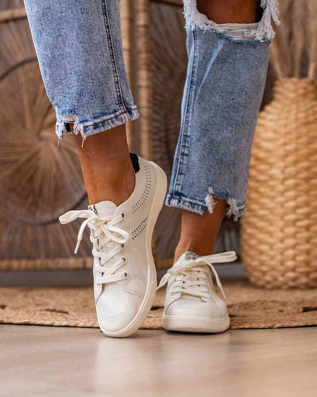 Blowfish Tanner Sneakers - Cream