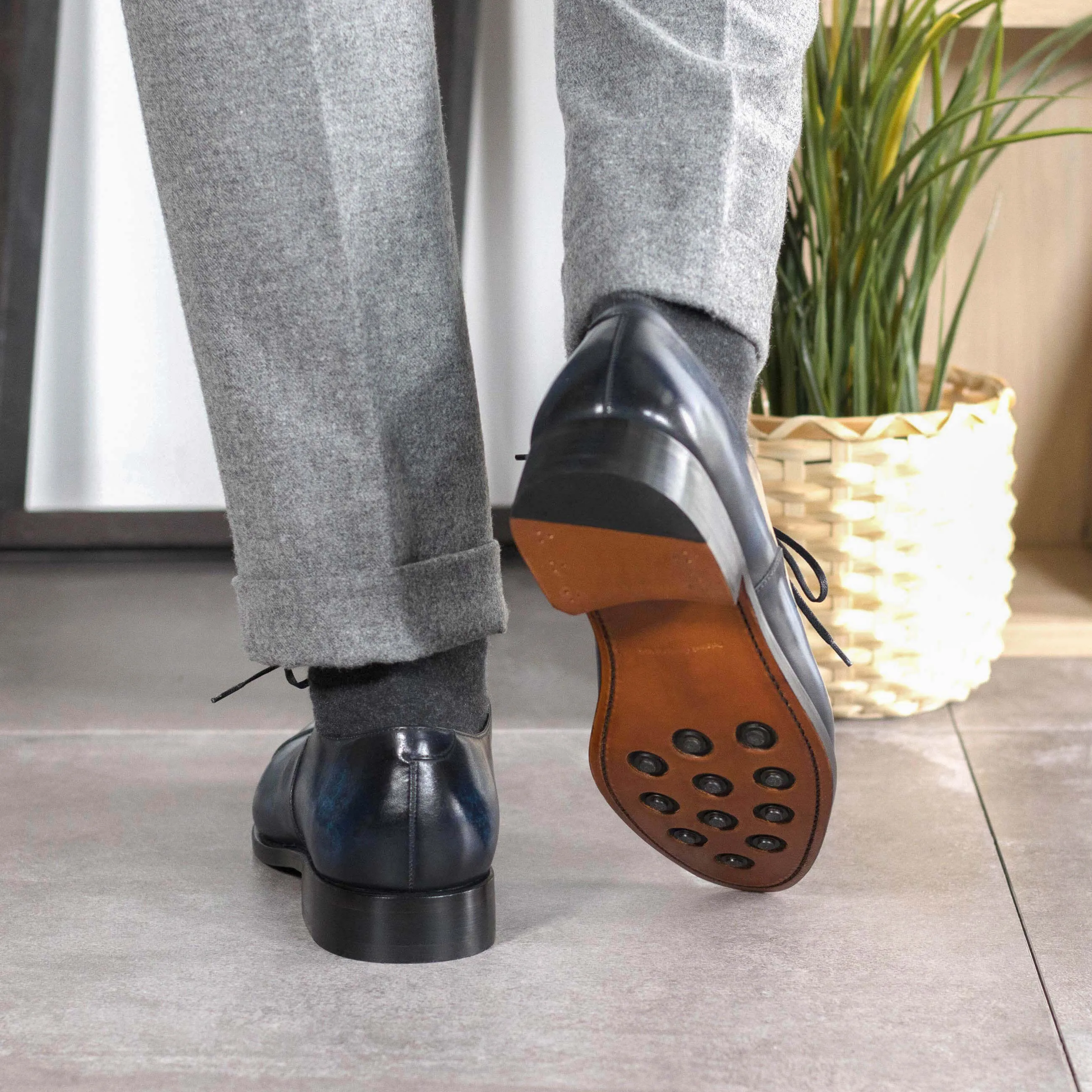 Cap-Toe Oxford Dress Shoes in Denim Blue Patina – Handmade Leather, Made to Order.