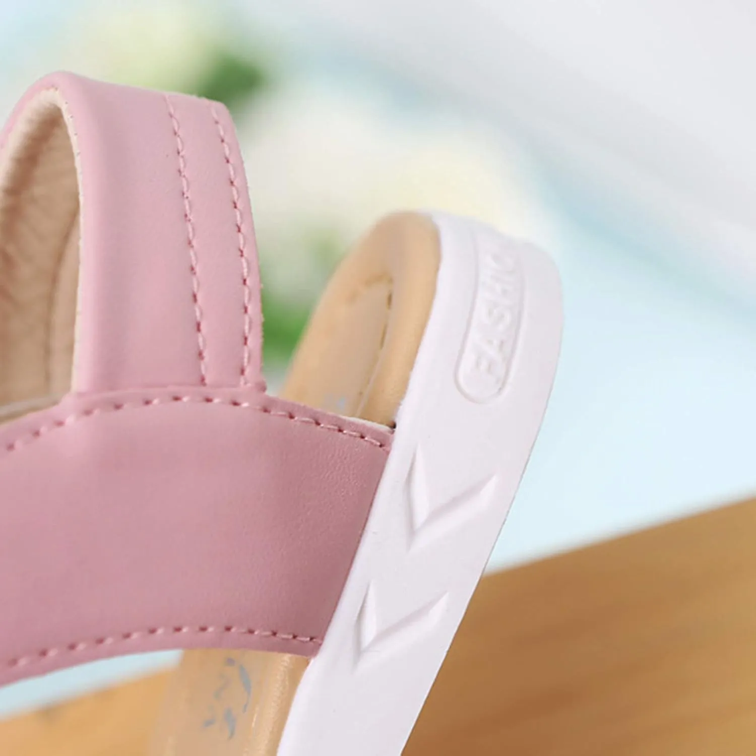 Cross Sandals for Toddler Cross Girls Shoes Non-Slip Sandals Kids Rubber Baby Sandals Flower Baby Shoes