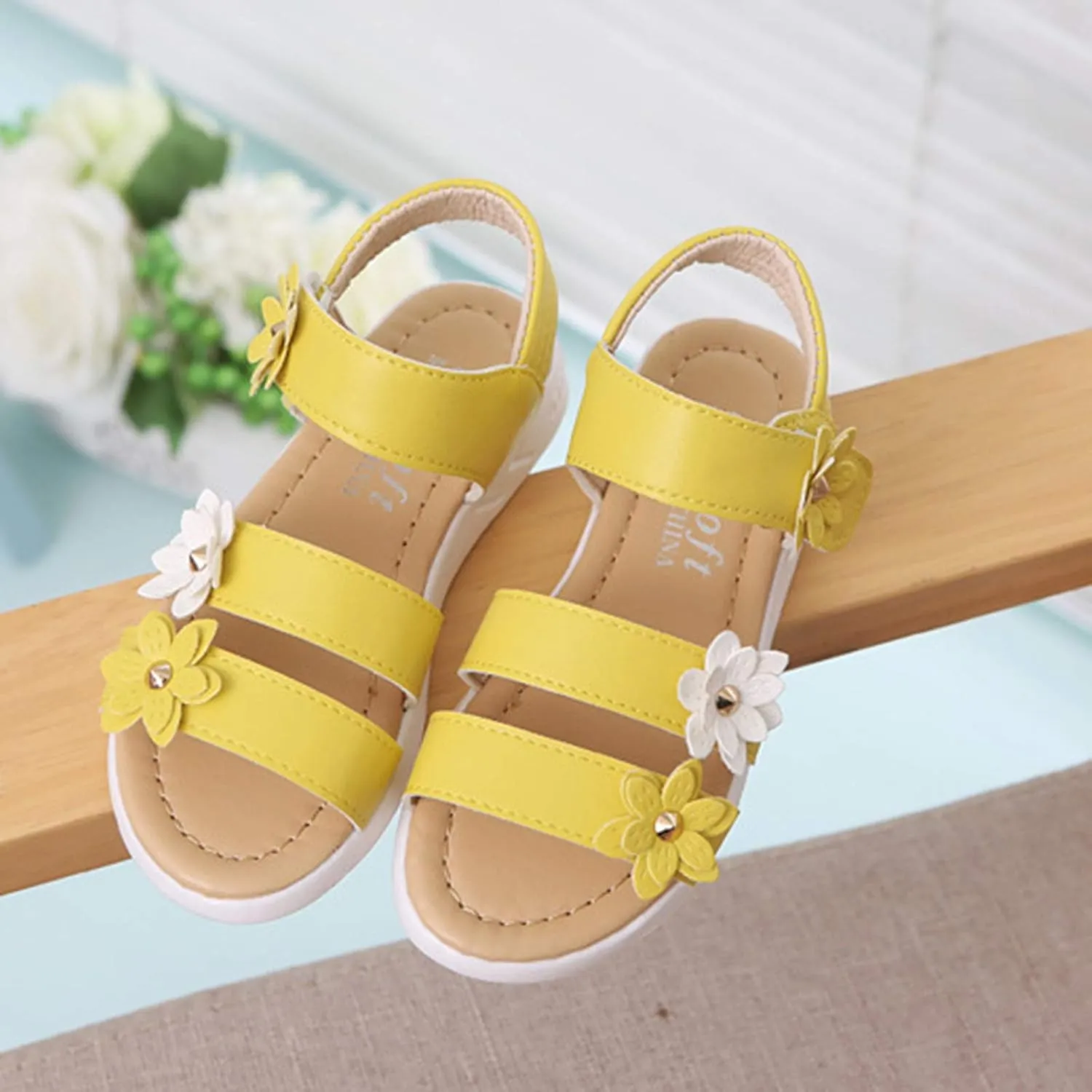 Cross Sandals for Toddler Cross Girls Shoes Non-Slip Sandals Kids Rubber Baby Sandals Flower Baby Shoes