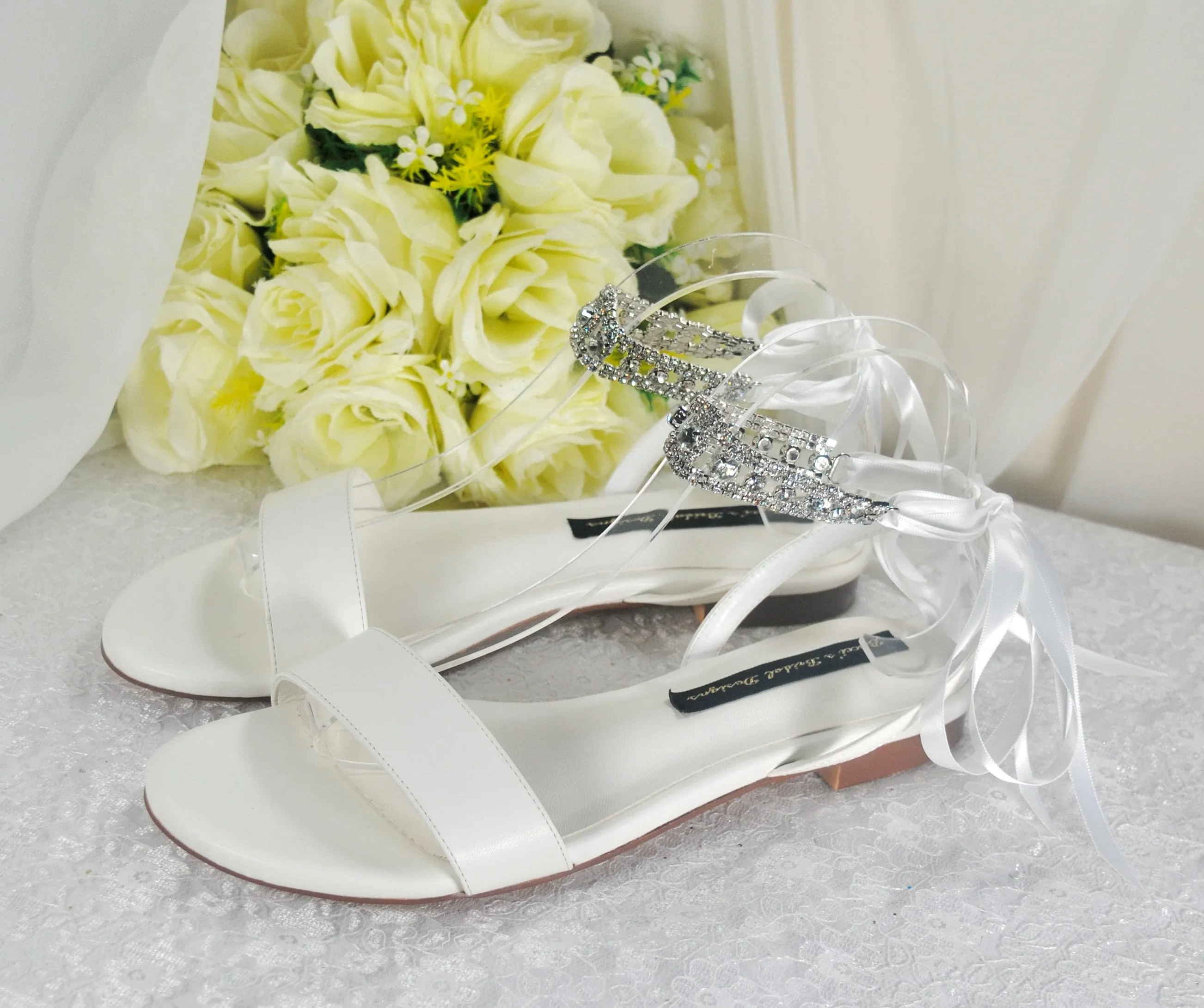 Ivory Flat Sandals  Size UK6 / US8.5