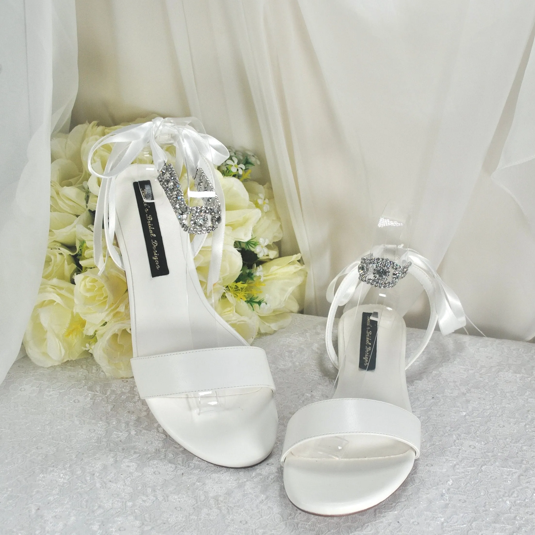 Ivory Flat Sandals  Size UK6 / US8.5