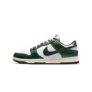 Nike Dunk Low Vintage Green (W)