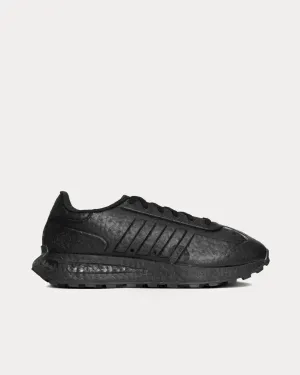 Retropy Full BOOST Black Low Top Sneakers