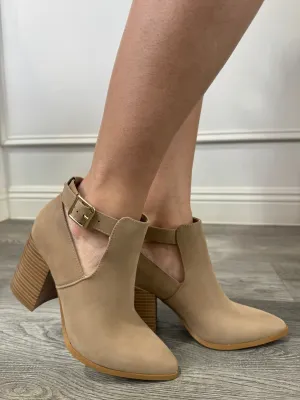 Rigid 18 Beige - Open-Side Velvet Booties