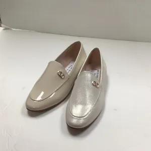 SALE SP23 Venettini Rian7 V Charm Loafer