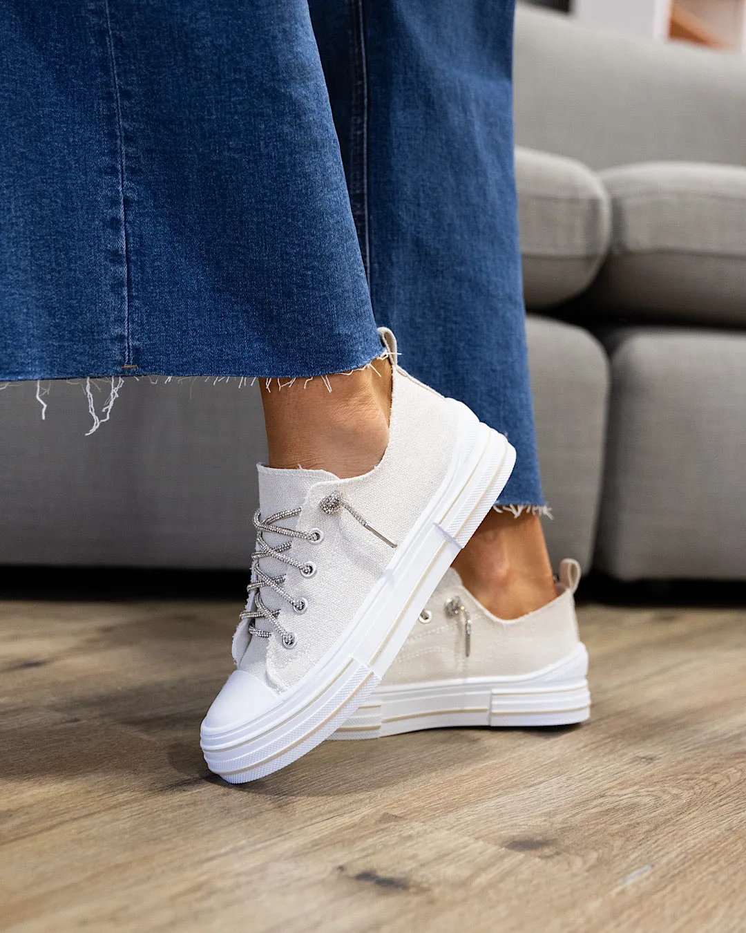Very G Aman Sneakers - Color Options Available!