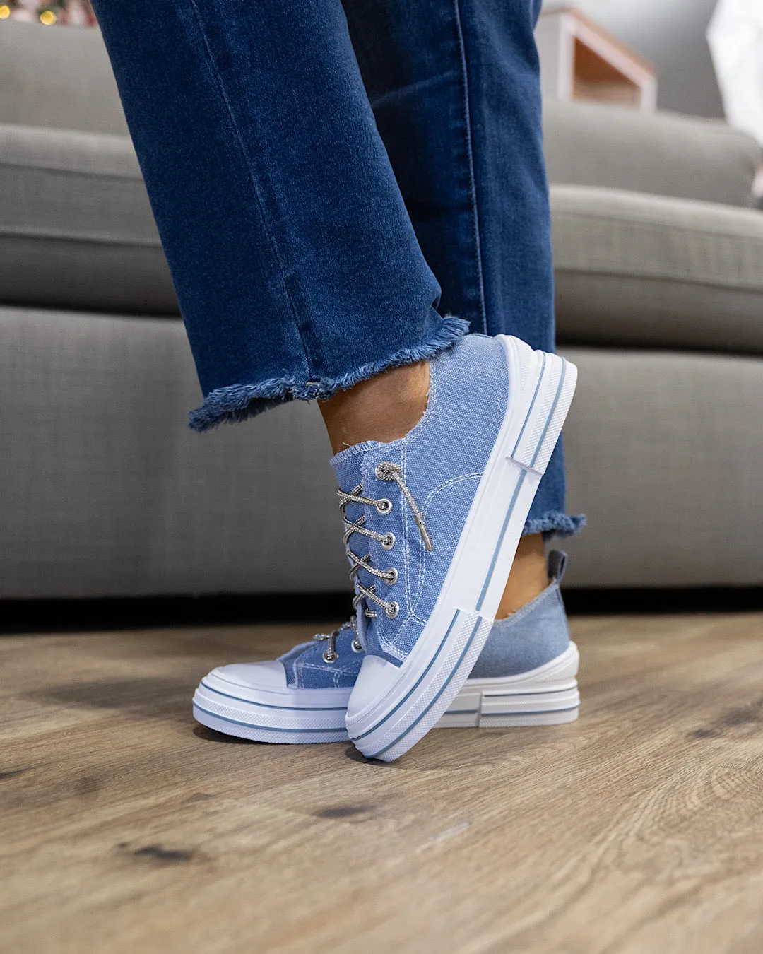 Very G Aman Sneakers - Color Options Available!