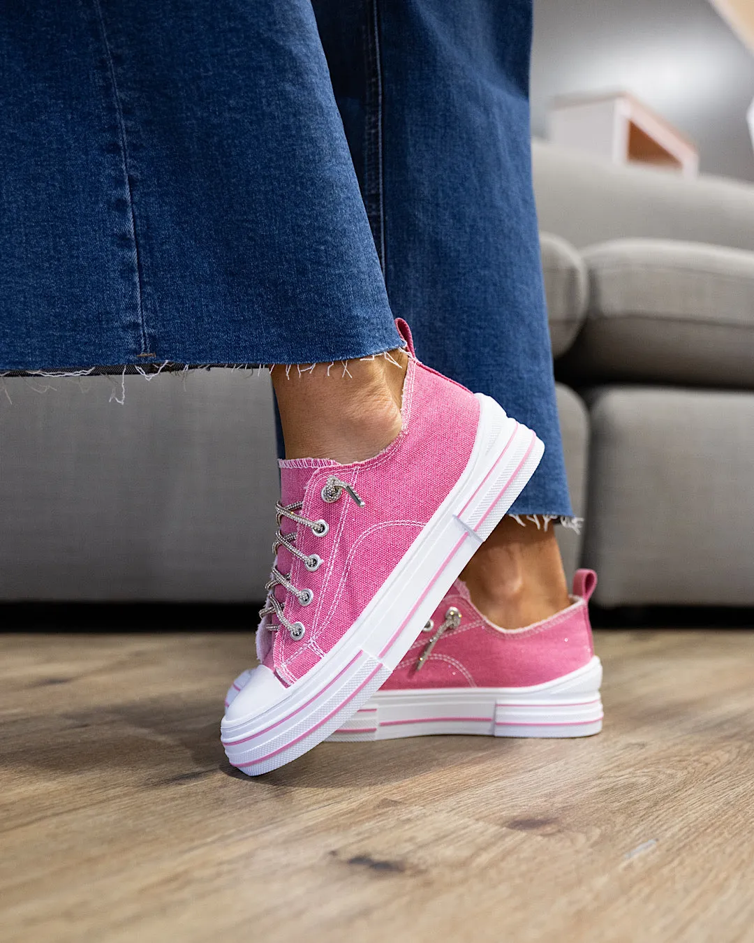 Very G Aman Sneakers - Color Options Available!