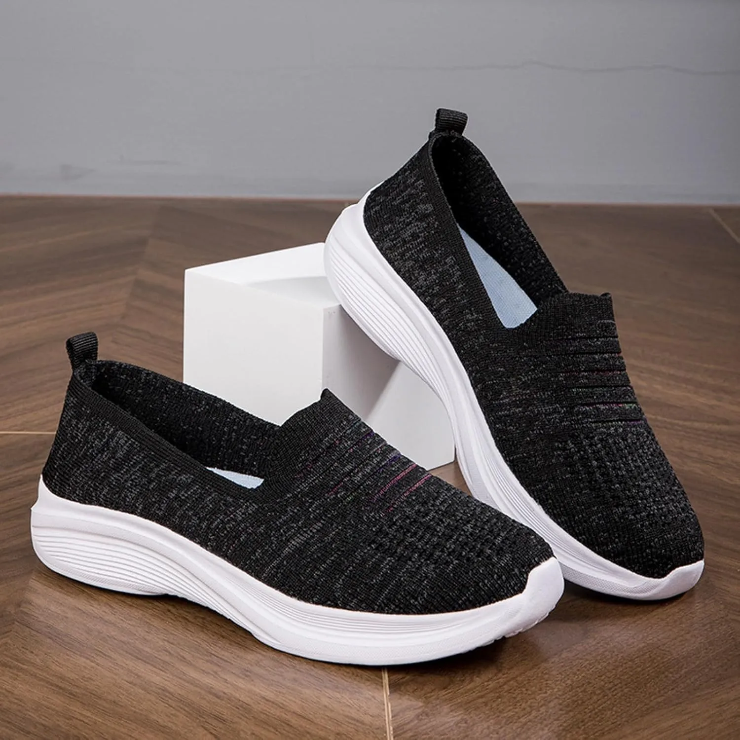 Women's Slip on Walking Shoes Comfy Knitted Non Slip Arch Support Running Shoes Breathable Gym Workout Shoes Ladies 2024 Fashion Sneakers