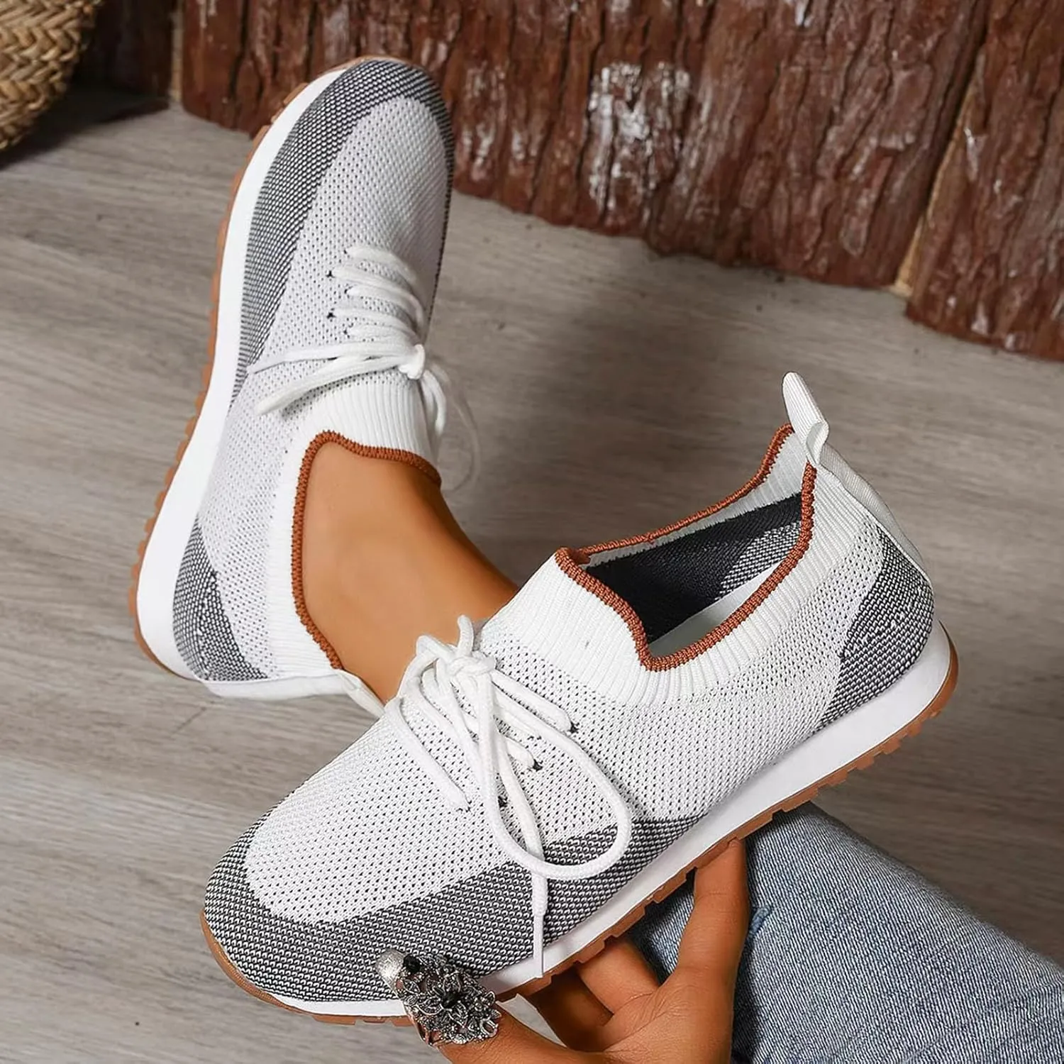 Women's Slip on Walking Shoes Memory Foam Non Slip Running Shoes Wide Width Breathable Gym Workout Shoes Ladies 2024 Fashion Sneakers