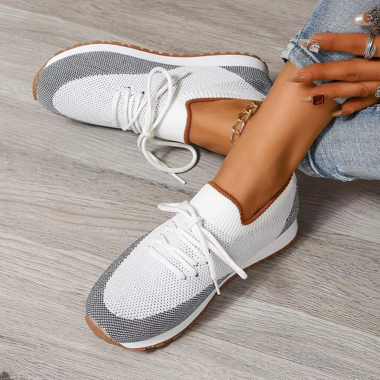 Women's Slip on Walking Shoes Memory Foam Non Slip Running Shoes Wide Width Breathable Gym Workout Shoes Ladies 2024 Fashion Sneakers