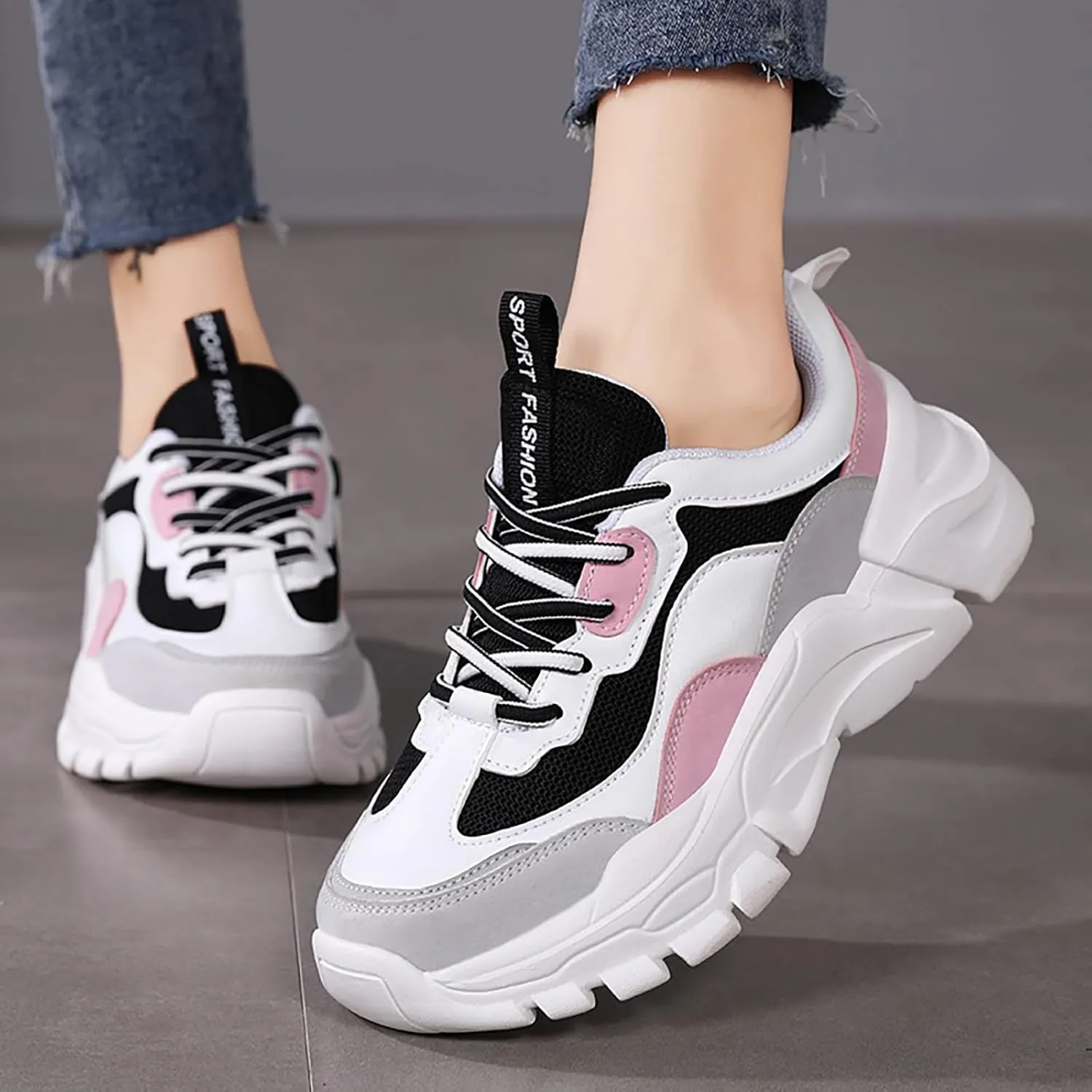 Women's Slip on Walking Shoes Memory Foam Non Slip Running Shoes Wide Width Breathable Gym Workout Shoes Lightweight Sneakers Indoor Outdoor